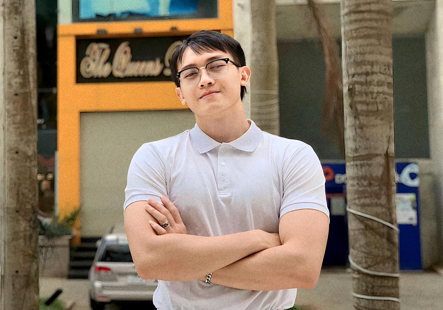 Chang trai dan toc H're noi bat o Mr World Vietnam hinh anh