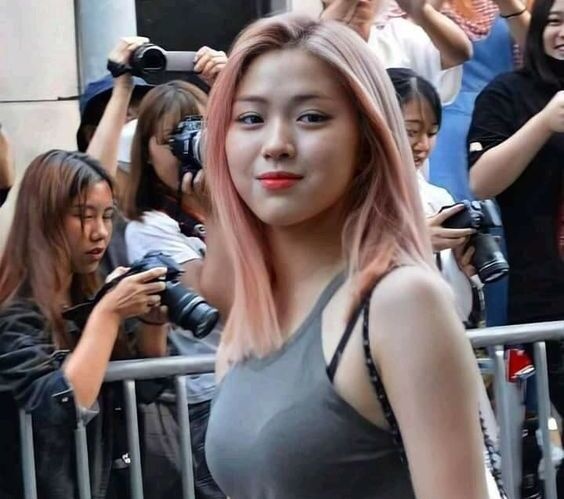 Nu ca si Han Quoc bi chi trich vi mac do ho nhu noi y hinh anh