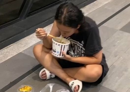 Vo Ly Khon Thanh lay trom do an hinh anh