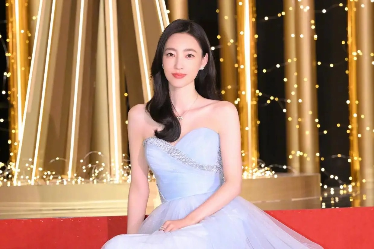 Chong Vuong Le Khon dung tien lua dao de mua dam hinh anh