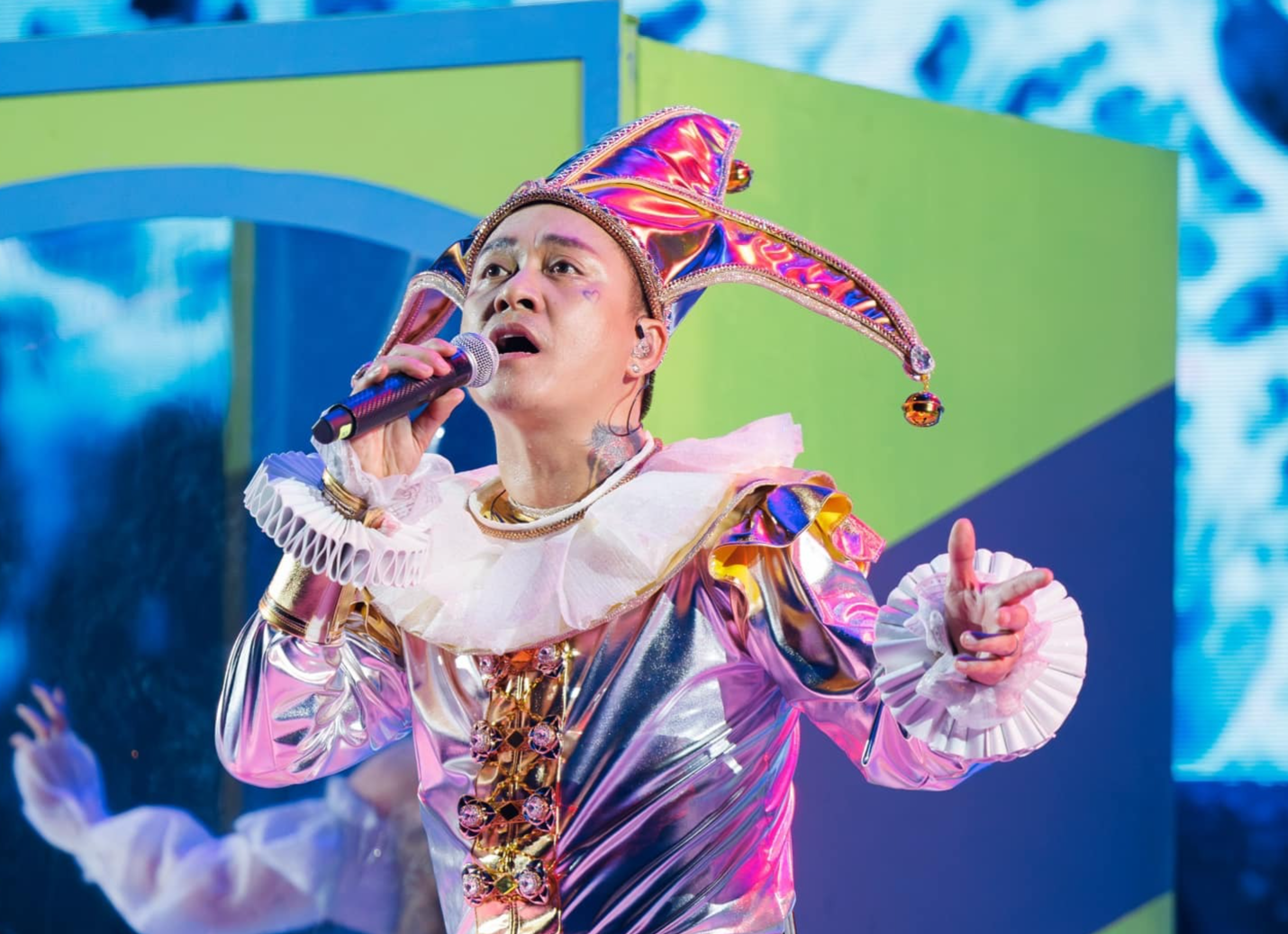 Tuan Hung len tieng khi bi che mat giong hinh anh