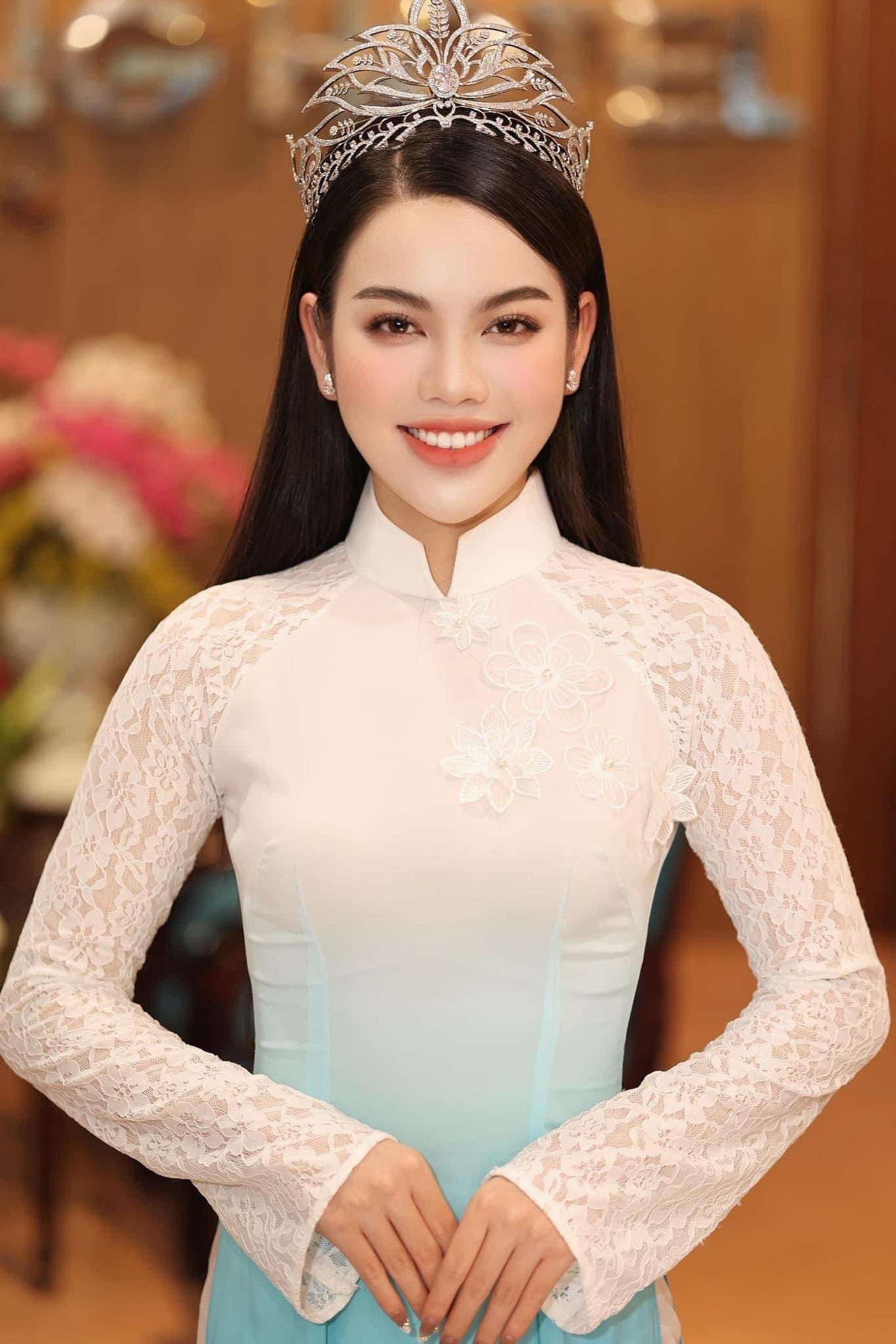 Hoa hau anh 2