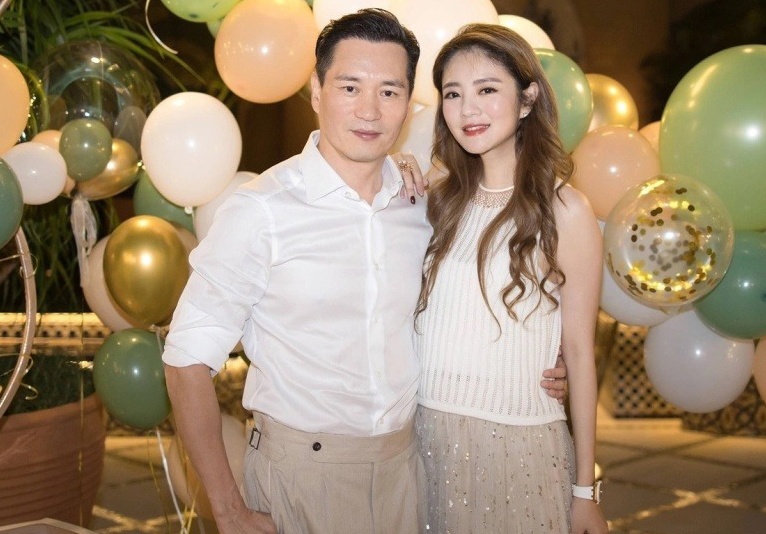 Cuoc song cua An Di Hien khi chong ngoi tu hinh anh