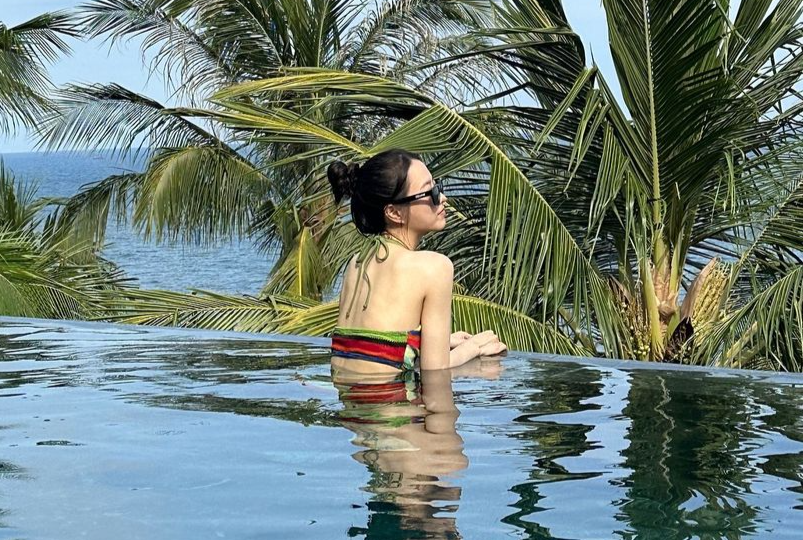 Park Bo Young khoe anh bikini chup o Nha Trang hinh anh