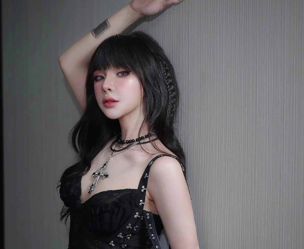 Yen Tatoo vuong on ao 'phong bat' tien ung ho la ai? hinh anh