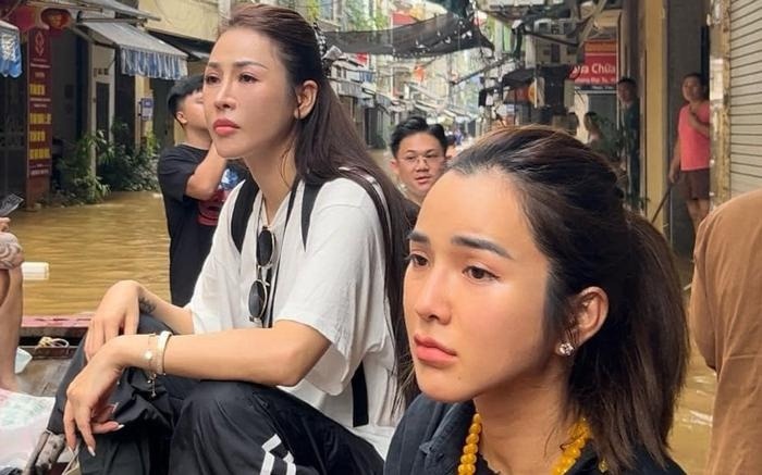 Que Van noi bi mat cong viec vi on ao hinh anh