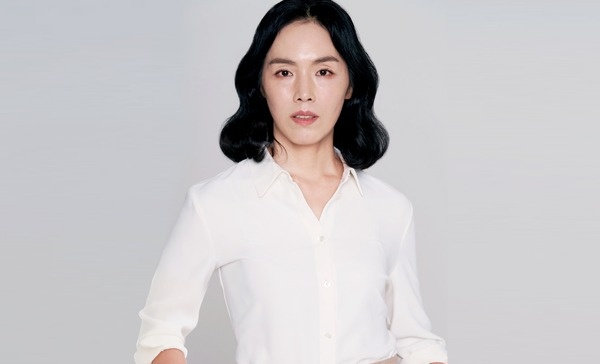 Dien vien 'The Glory' qua doi hinh anh