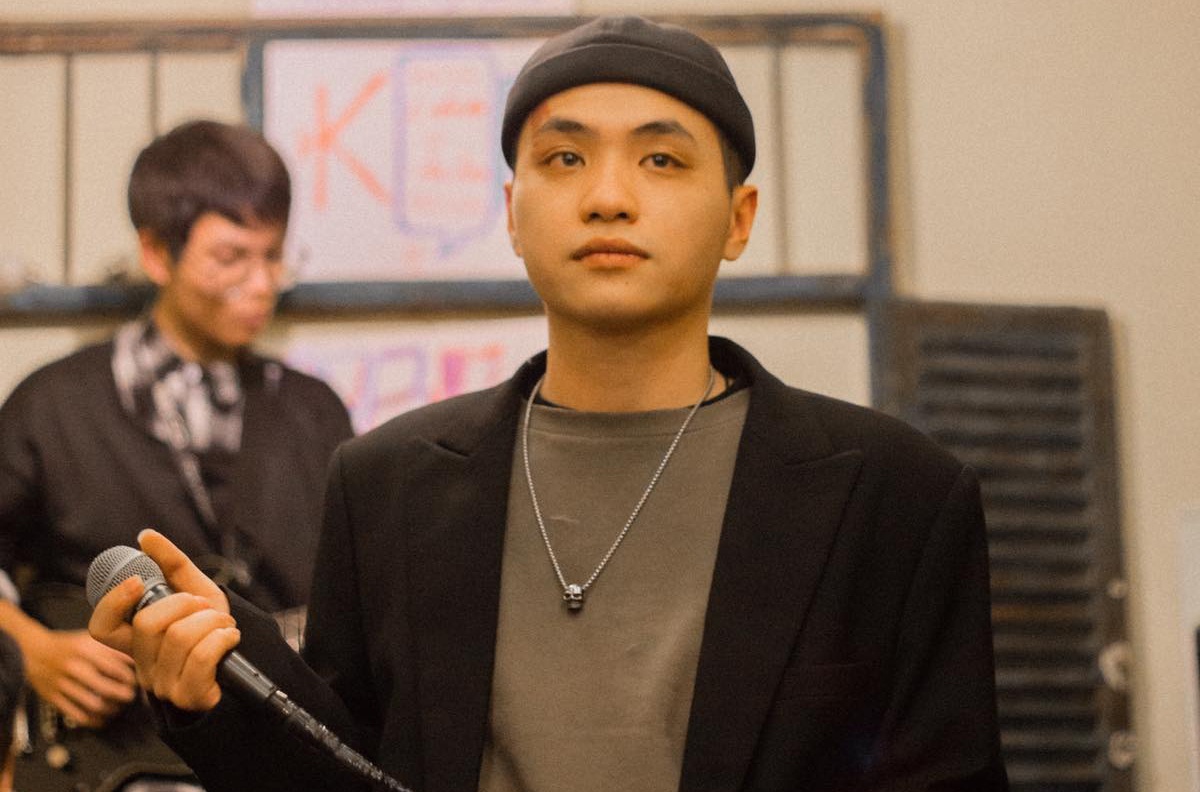 Kien Trinh nhan loi khi lam quan tri nhom kin 'khan giay uot' hinh anh