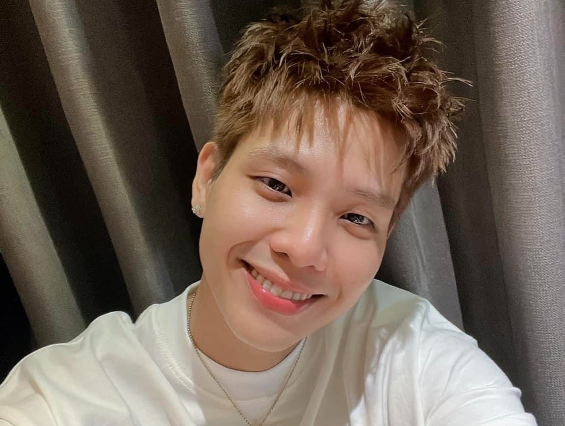 Fan cua cac anh trai tranh cai nay lua hinh anh