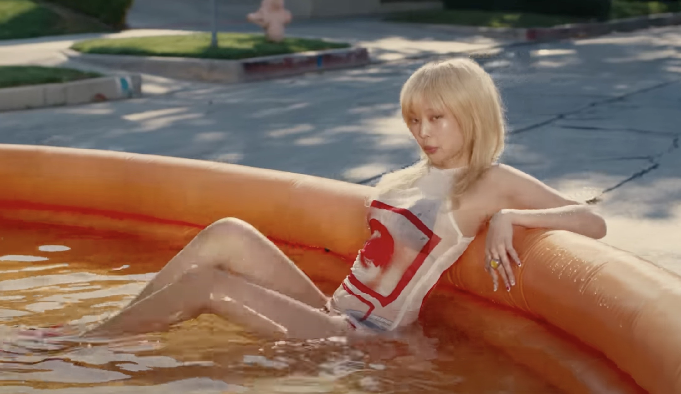 Jennie ngay cang tao bao hinh anh