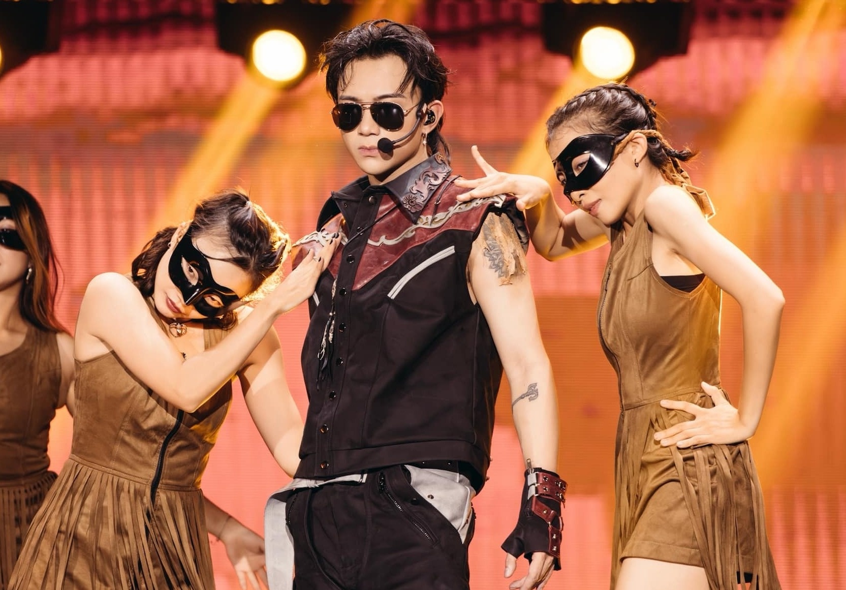 Chuyen gi xay ra voi HIEUTHUHAI va Soobin? hinh anh