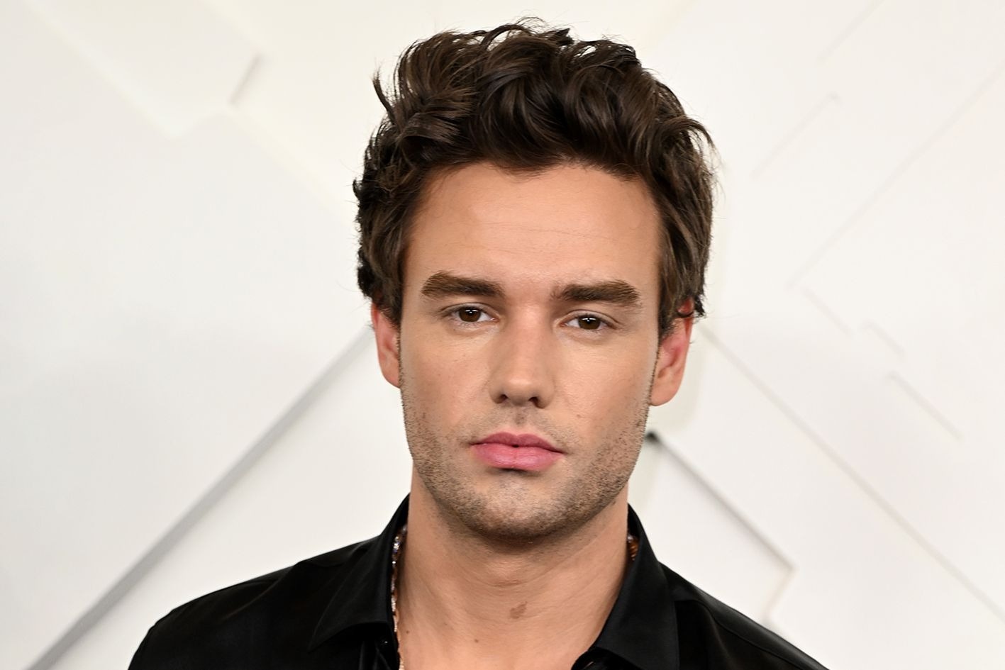 Cha Liam Payne lam thu tuc dua thi the con trai ve Anh hinh anh