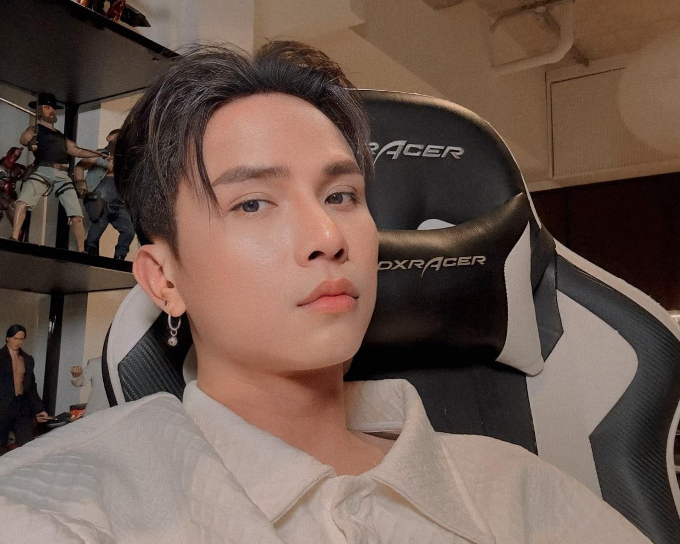 Neko Le sau con sot Anh trai vuot ngan chong gai hinh anh