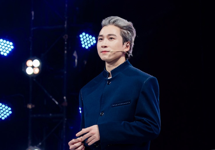 Ket qua khi Karik 'choi tat tay' hinh anh