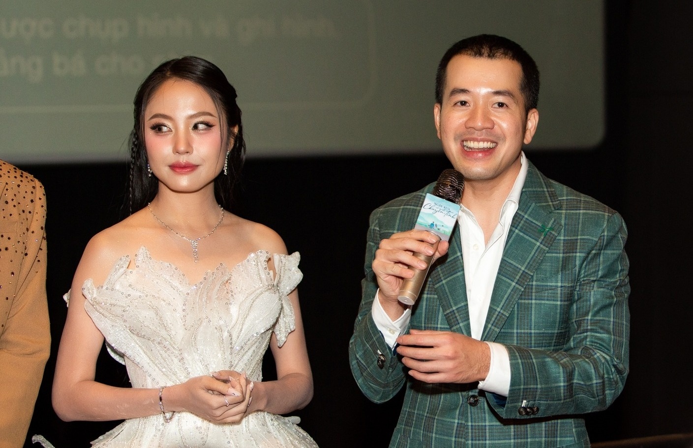 Trinh Dinh Le Minh o dau trong cuoc dua voi Tran Thanh? hinh anh