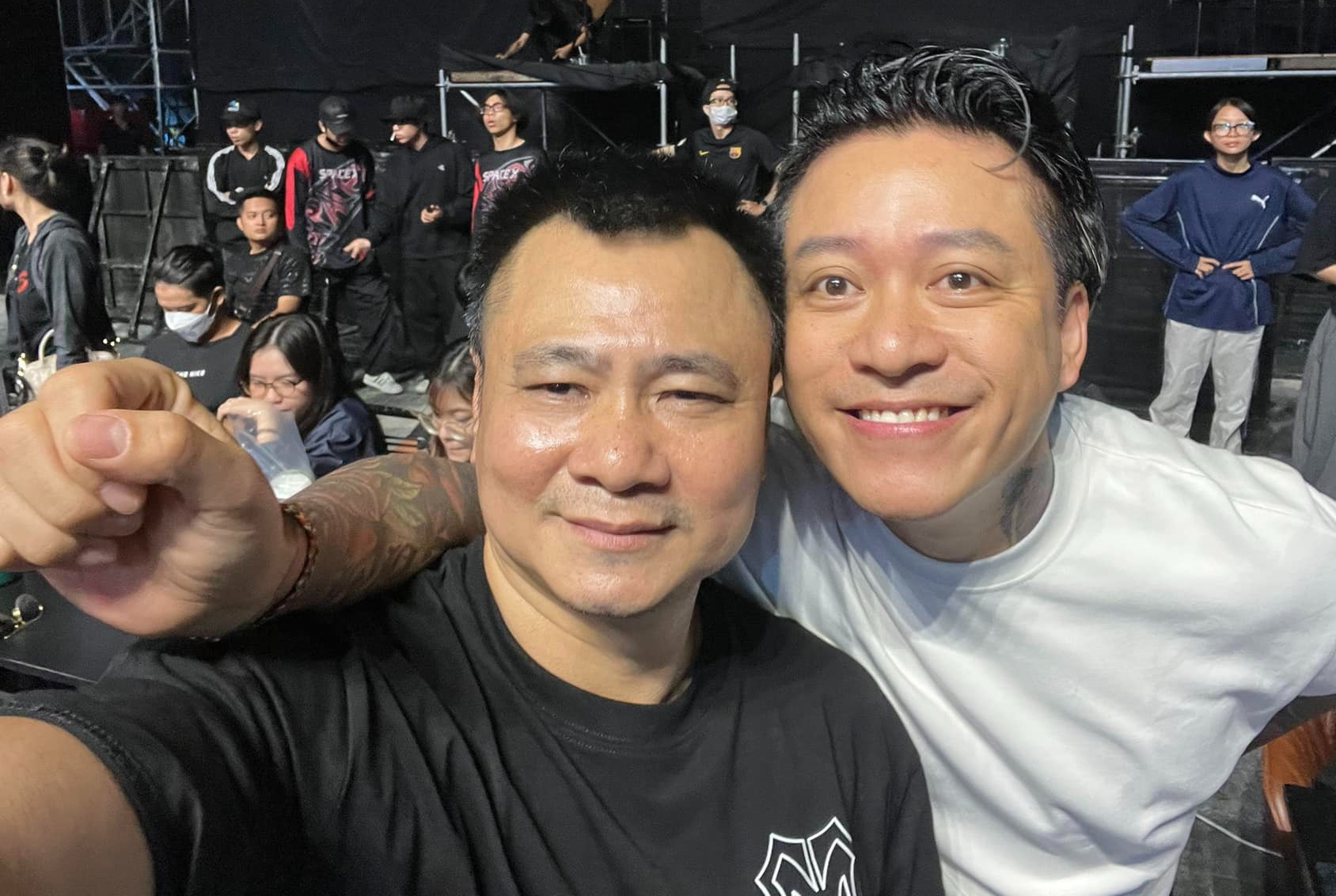 Ve xem Anh trai duoc rao ban 9 trieu dong, khan gia hoang mang hinh anh