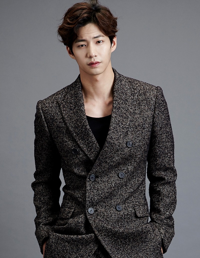 Song Jae Rim,  mat trang mat troi anh 1