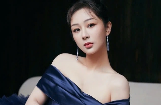 Duong Tu lai bi to doi tinh lay vai dien hinh anh