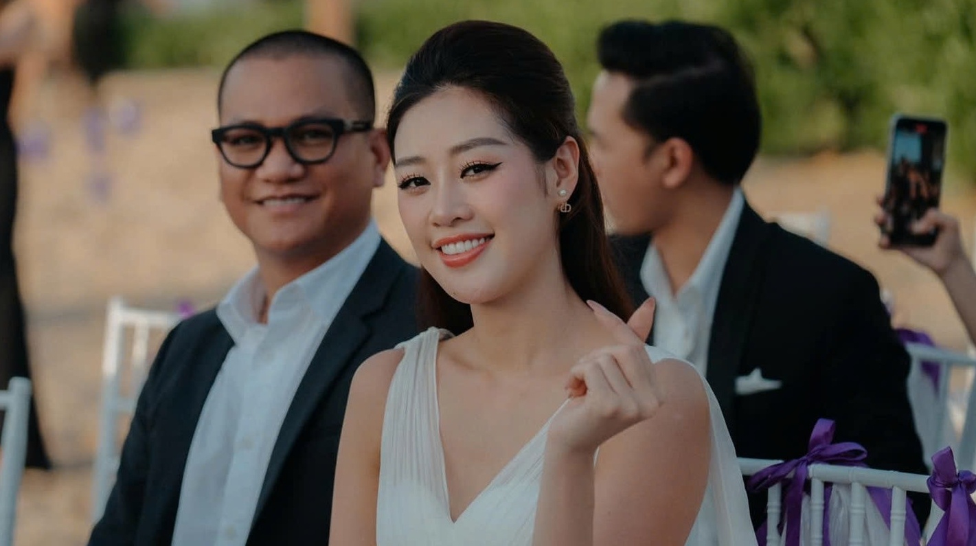 Dan nghe si du le cuoi Khanh Van hinh anh