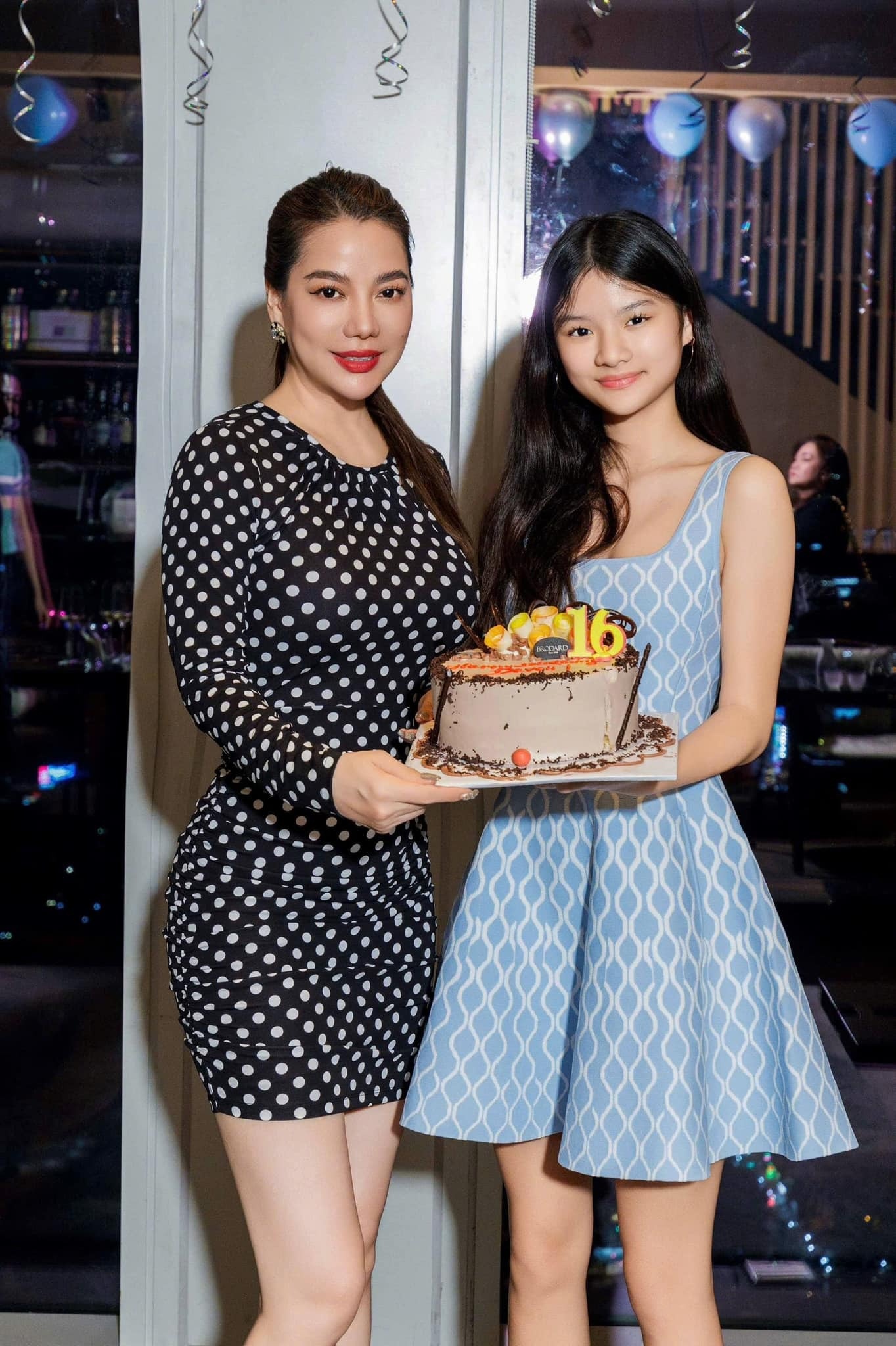 Truong Ngoc Anh anh 5