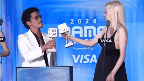 Rosé và Bruno Mars
