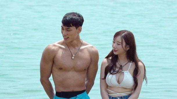 Show hen ho Dia nguc doc than tung trailer tao bao hinh anh