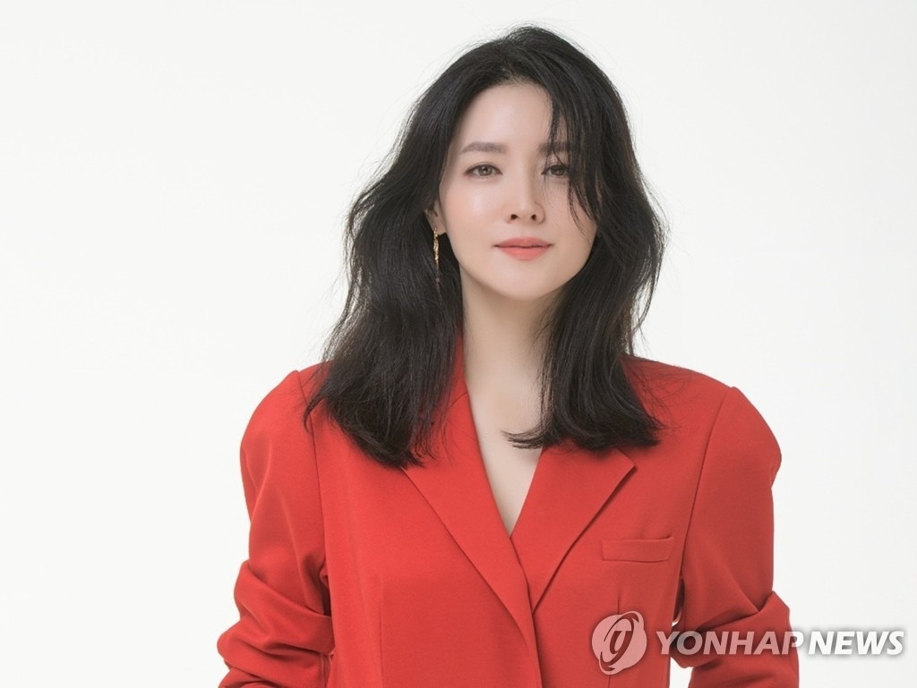 Lee Young Ae anh 1