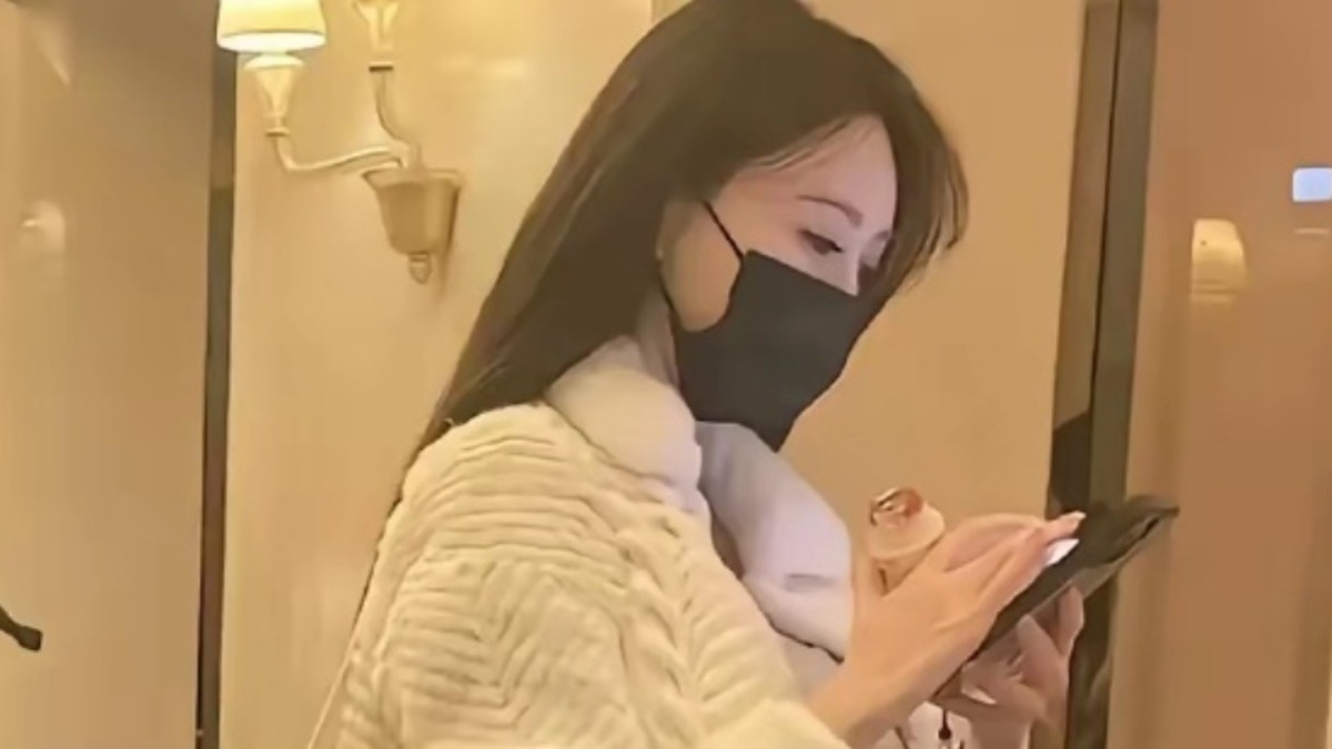 Ban gai Huynh Hieu Minh lo dien voi bung bau lon hinh anh