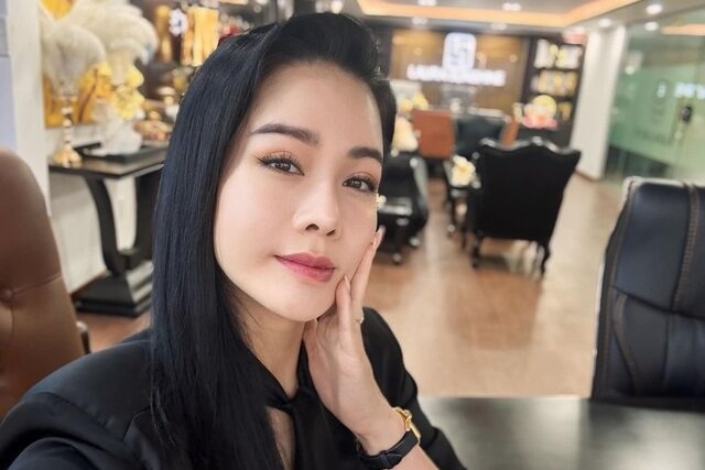 Nhat Kim Anh dinh chinh tin don doi tu hinh anh