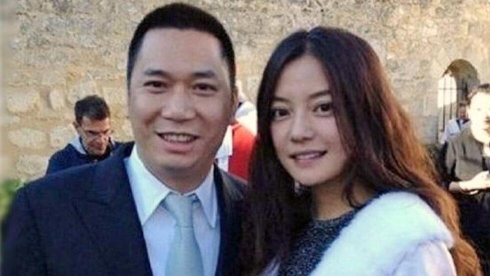 Trieu Vy ly hon hinh anh