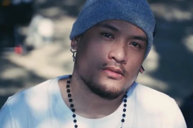 Nam ca si Trung Quoc qua doi khi nga tu do cao 15 m hinh anh