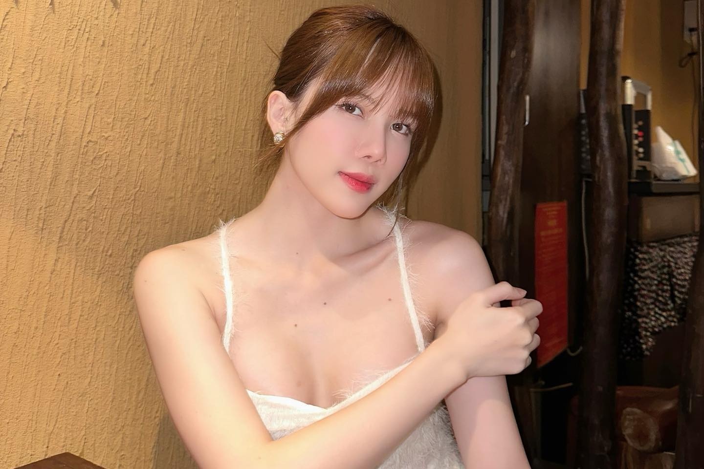 Thieu Bao Tram noi ve dien mao khac la hinh anh