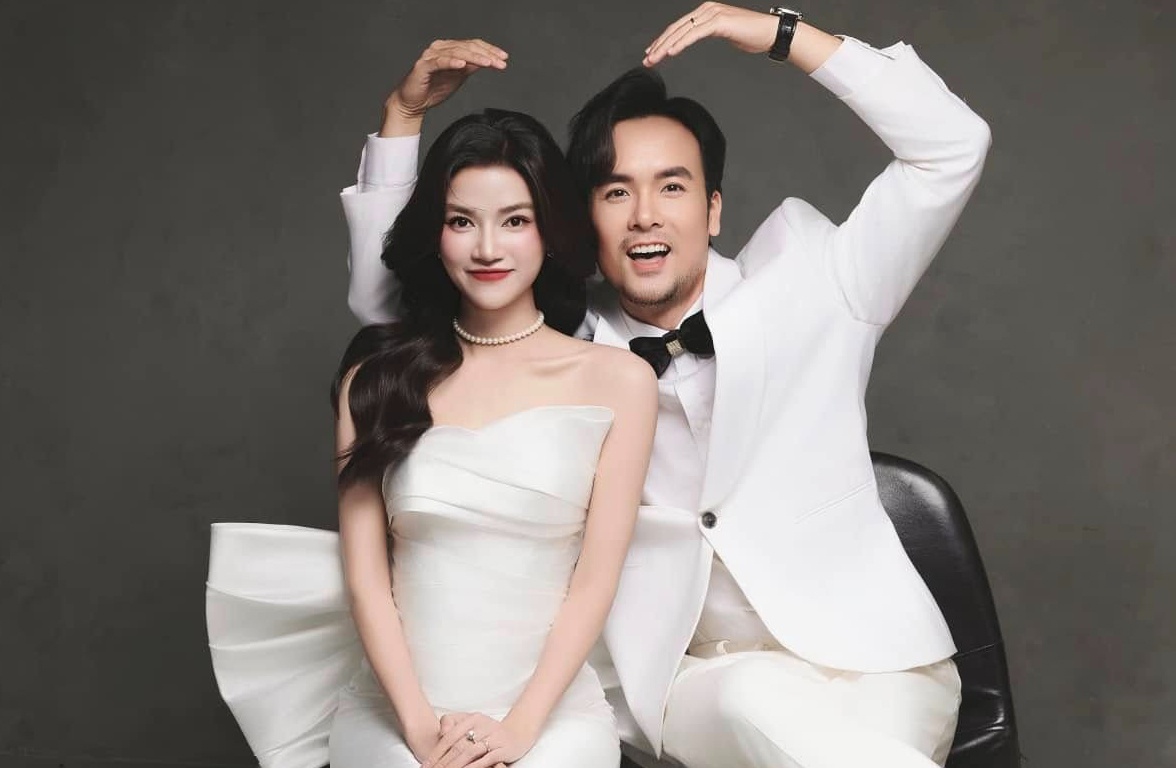 Anh cuoi cua dien vien Anh Dao hinh anh