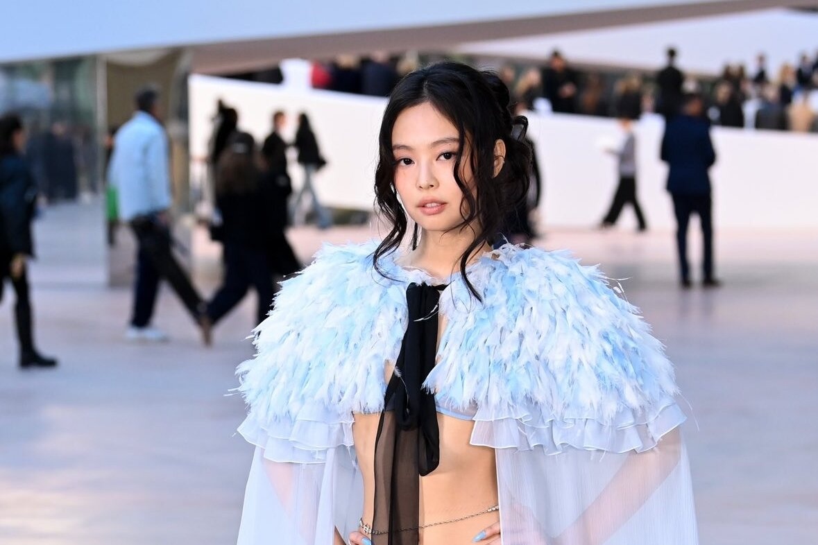 Jennie mac mot ho noi y hinh anh