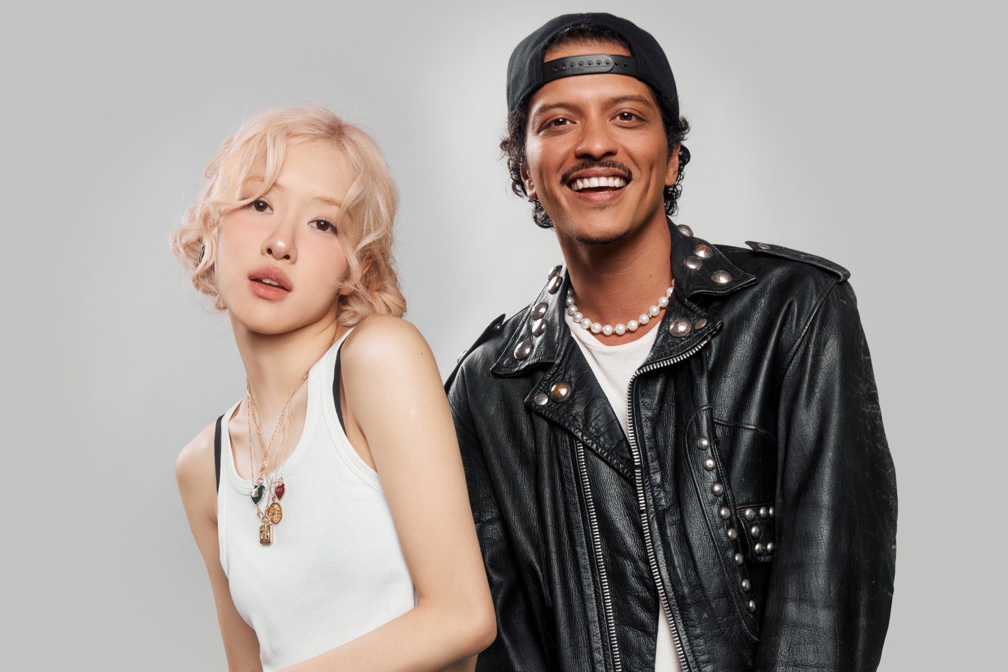 rose_bruno_mars_apt_2_1_.jpg