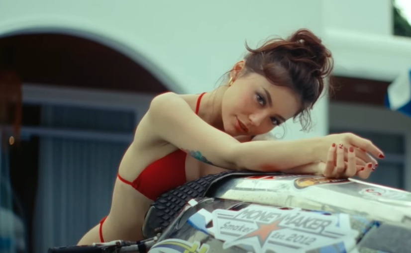 Andree co gi ngoai nhac an choi, nguoi mau nong bong? hinh anh