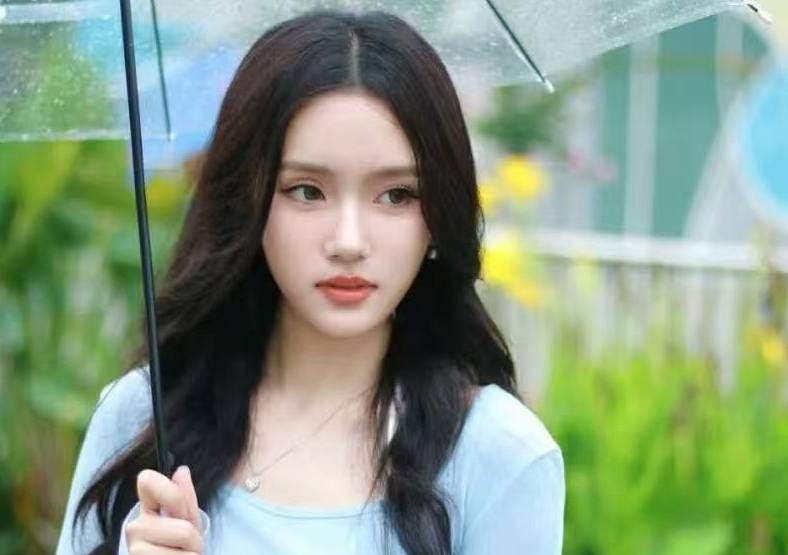 Dien vien Long Le Sa mat tich hinh anh