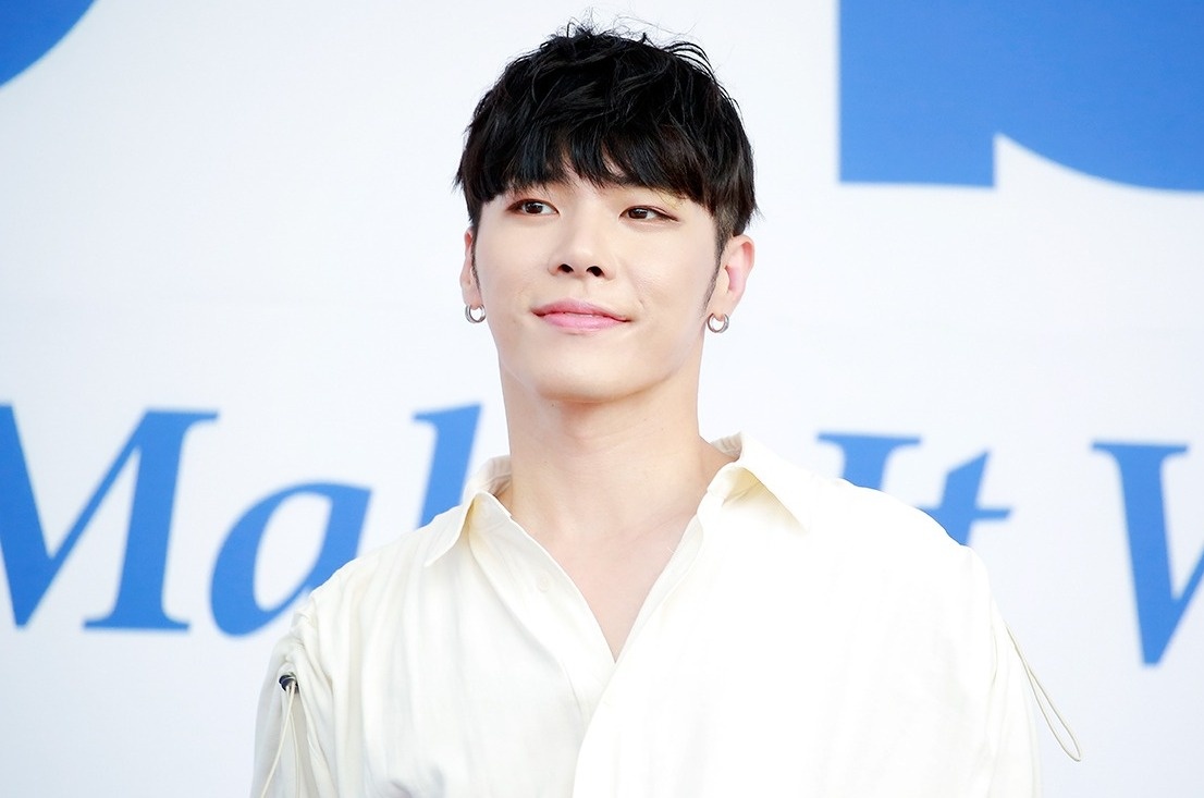 Ca si Wheesung qua doi hinh anh