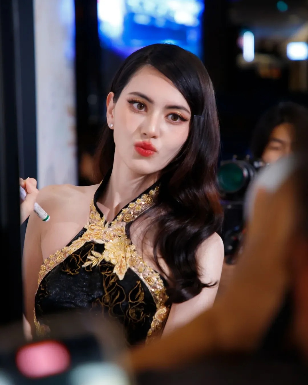 Diễn viên Mai Davika