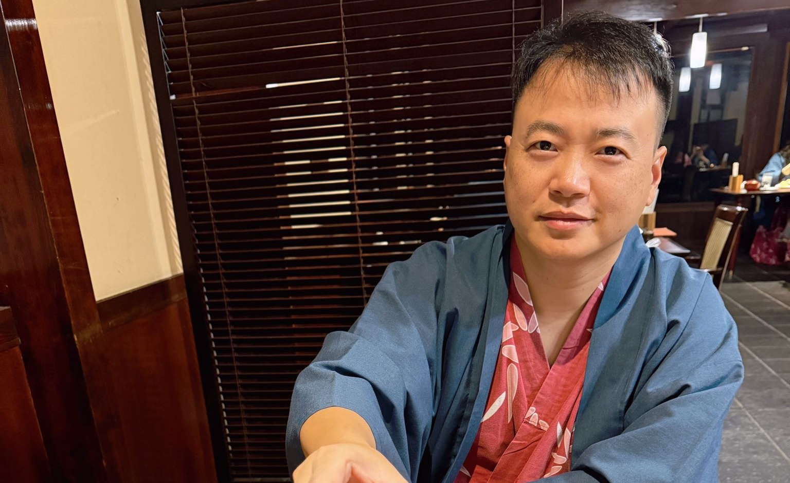 Phuong Oanh khoe anh cung Shark Binh o Nhat Ban hinh anh