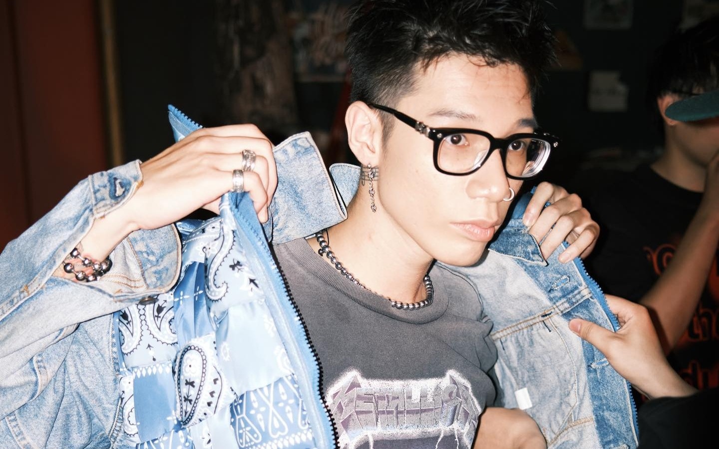 Vì sao MCK gây sốt