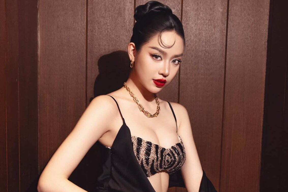 Hoa hau Thanh Thuy len tieng hinh anh