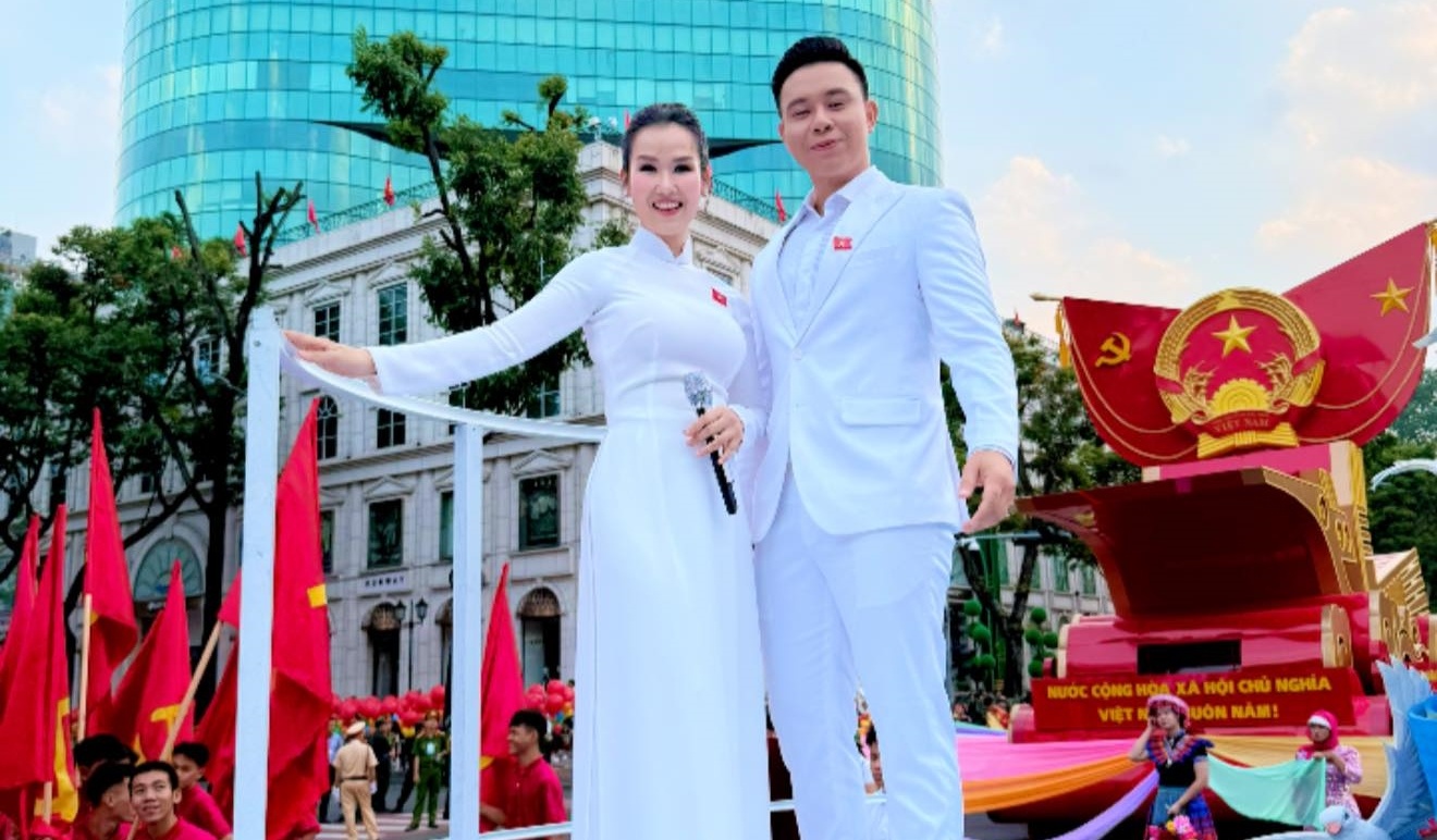 Hang nghin nghe si chung tay lan toa tinh yeu dat nuoc hinh anh