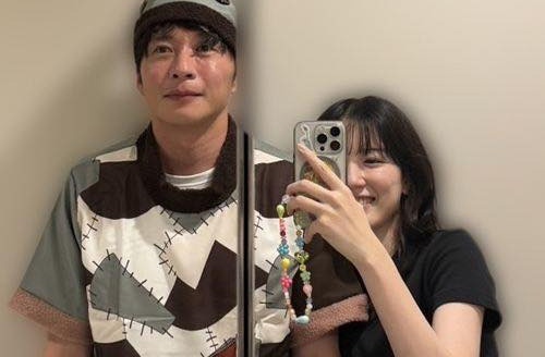 Ngoc nu Nhat Ban sup do vi be boi ngoai tinh hinh anh