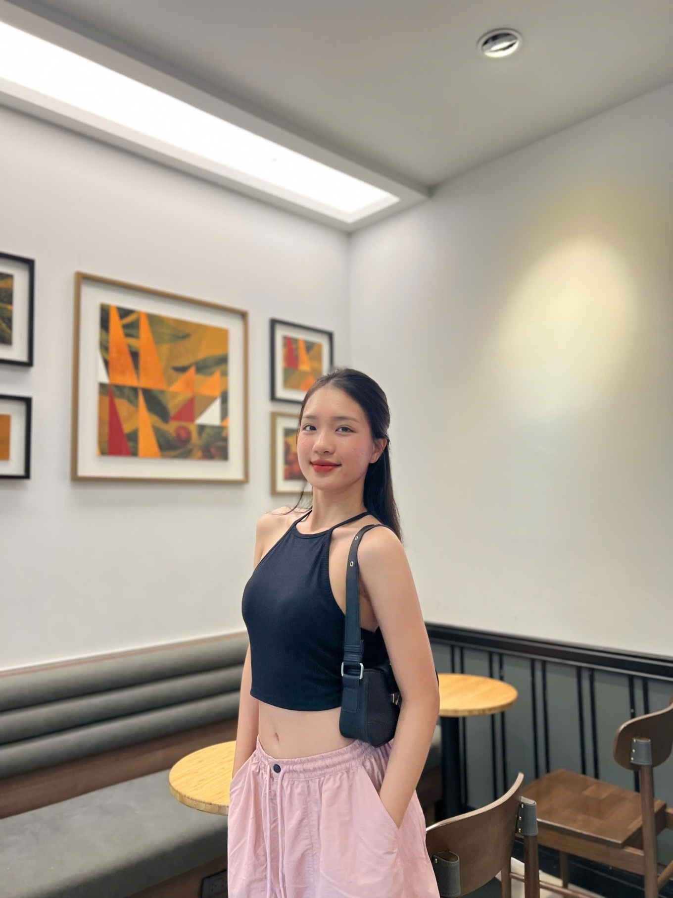 Ha_Thi_Thanh_Giang_1000_174669_5.jpg
