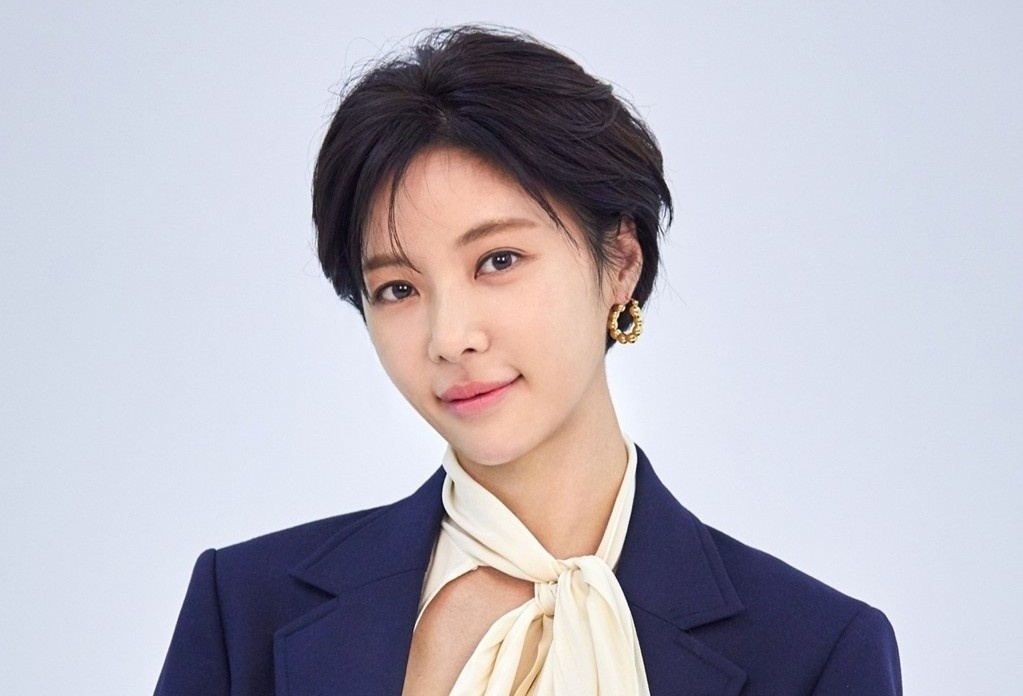 Hwang Jung Eum bi go bo quang cao hinh anh