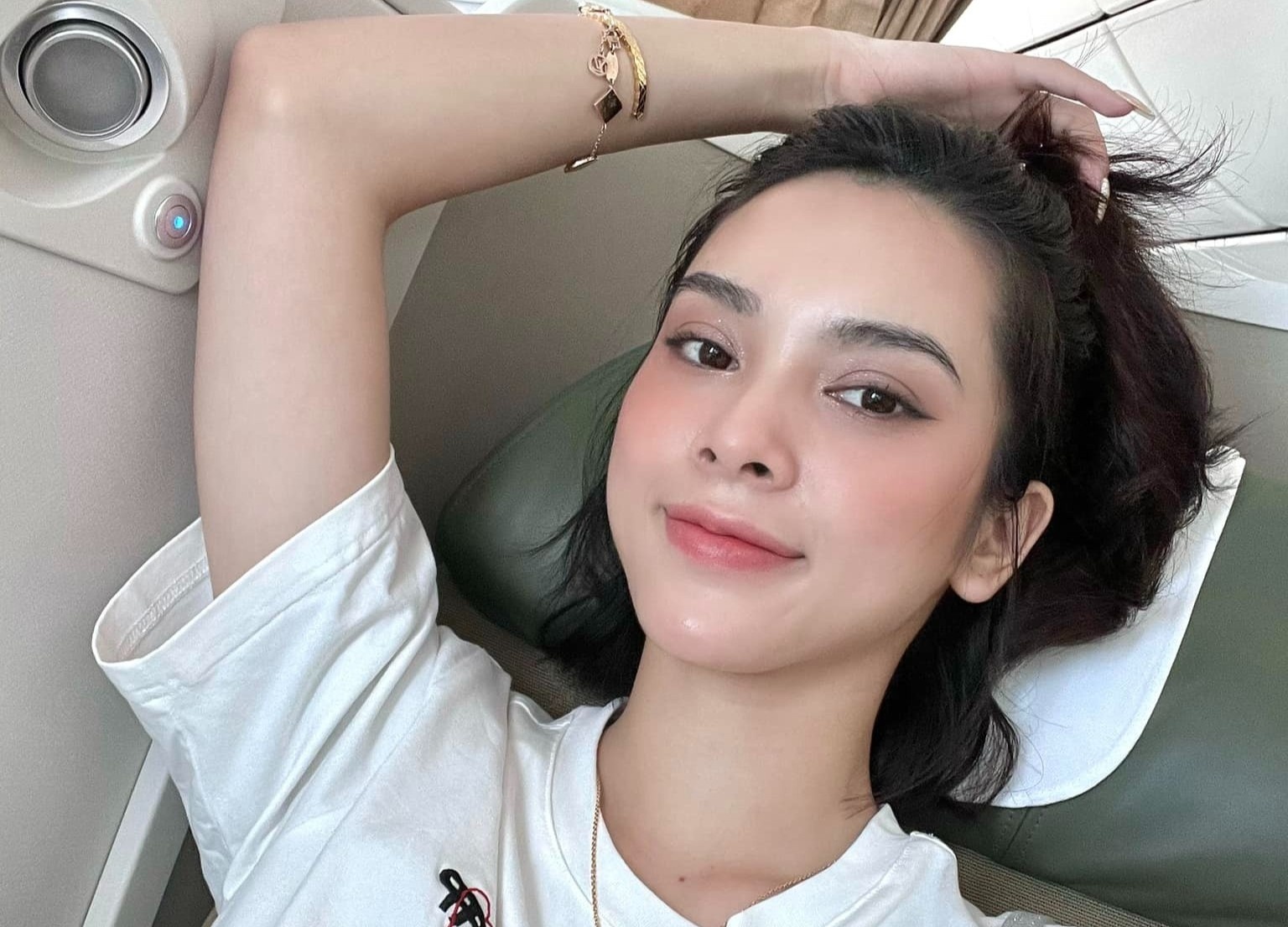 Quynh Luong dap tra tin 'chong thieu trach nhiem' hinh anh