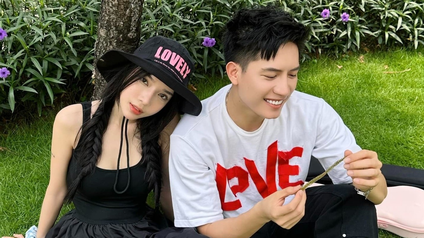 Anh Tu, Lyly tinh tu hinh anh