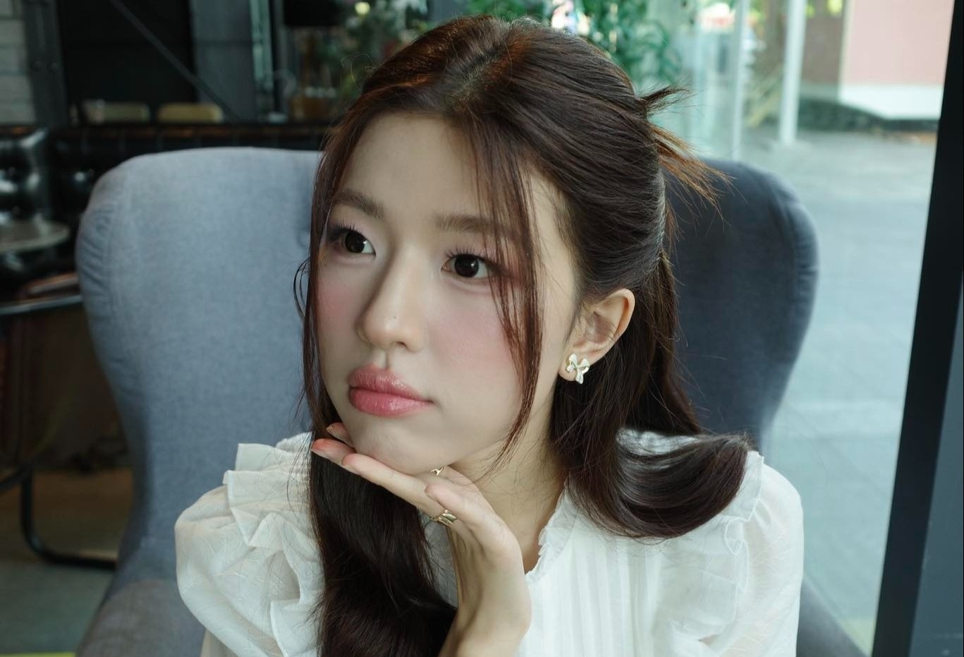 Bat ngo voi em xinh Hang Lamoon hinh anh