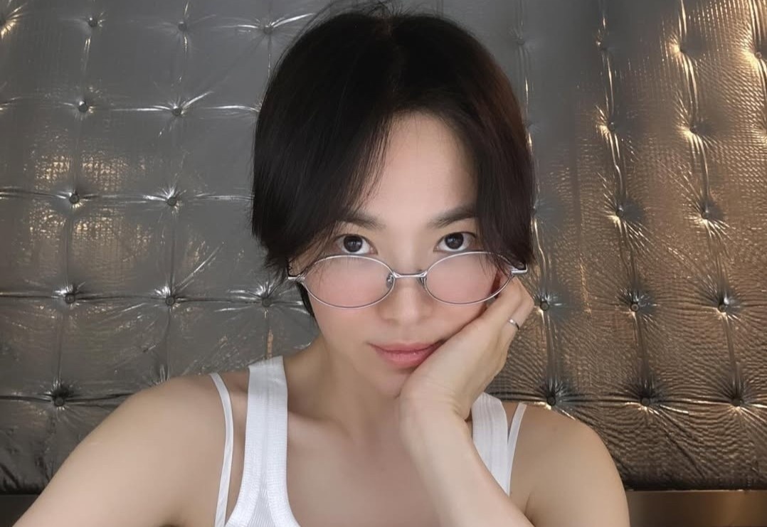 Hinh anh gay ban tan cua Song Hye Kyo hinh anh